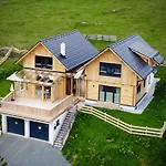 Designchalet Heidi Alm בקתה Ebene Reichenau