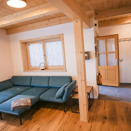 Designchalet Heidi Alm בקתה *